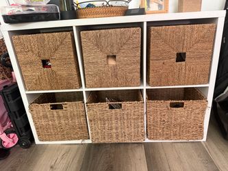 FREE storage and coffee table