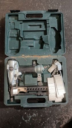 Hitachi Pneumatic Staple Gun