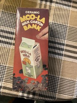 Vintage Moo la ceramic milk carton bank