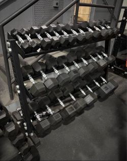 dumbbells 5-50lb with a 3-tier dumbbells rack