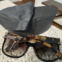 prada sunglasses 