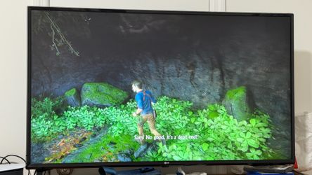LG 49” Smart TV (Model 49LK5700PUA) – Excellent Condition