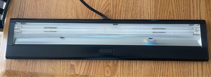 Steelcase Details LT2 Office Task Light – Working
