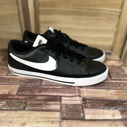 Nike Court Legacy Sneakers