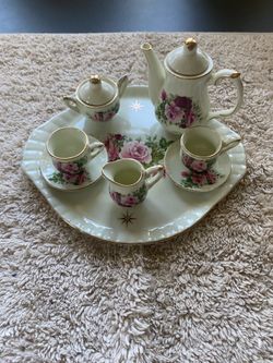 Formalities by Baum Bros Floral Ceramic Tea Set Teapot Lid Cups Saucers Creamer