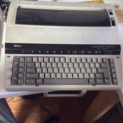 Vintage Sears Typewriter 