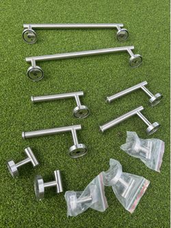 Brushed nickel bathroom hardware