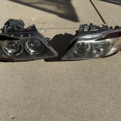 BMW 325 330 E90 Headlights