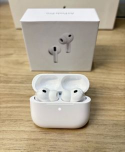 Apple AirPods Pro 3 (Brand New)