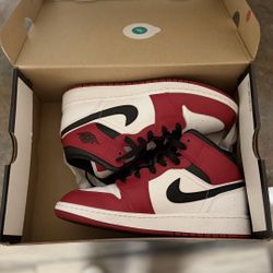 Jordan 1 Mid (GS)
