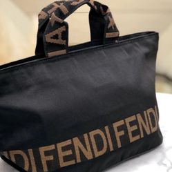 Fendi Diaper Bag for Sale in Los Angeles, CA - OfferUp