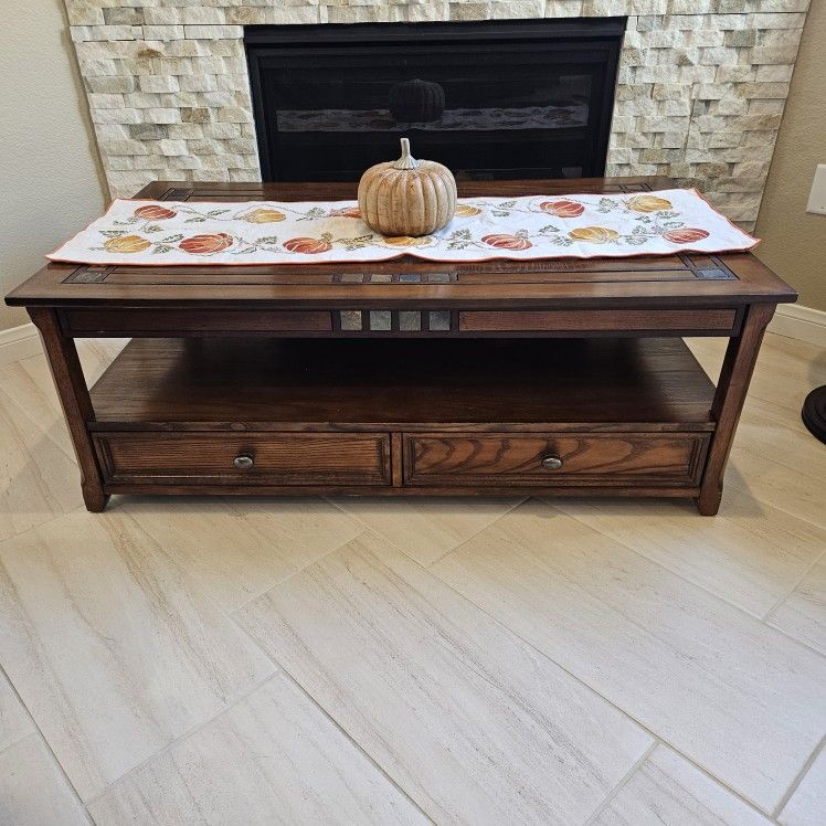 FREE 3-Piece Wood & Slate Table Set – Excellent Condition!