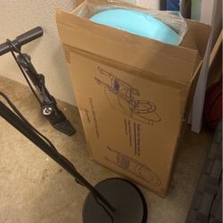 Brand New Potty Train Seat With Stairs 