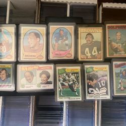 Sports Cards 10 Vintage Football Cards 