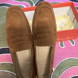 Women’s brown suede loafer. Sz 10