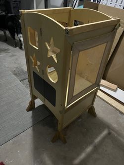Kids Kitchen Stand