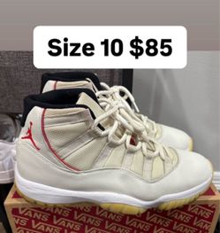 Jordan 11s size 10 platinum