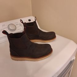 Red Wing Safety Boot 9.5 Mens