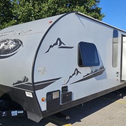 2022 Forest River Wildwood Grey Wolf RV Camper