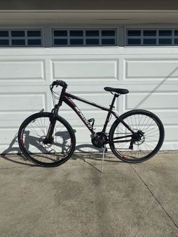 Schwinn GTX Hybrid Bicycle - medium Frame