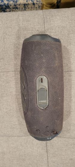 JBL Charge 5