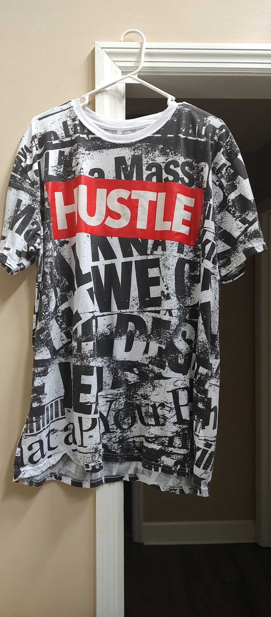 Bailey Apparel Hustle Men's Size 2XL Shirt