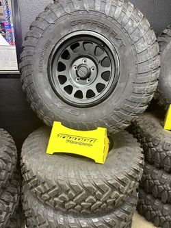 Pro R Turbo R 5 Lug And Wheel Set Polaris