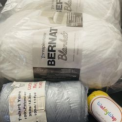 Bernat Yarn 