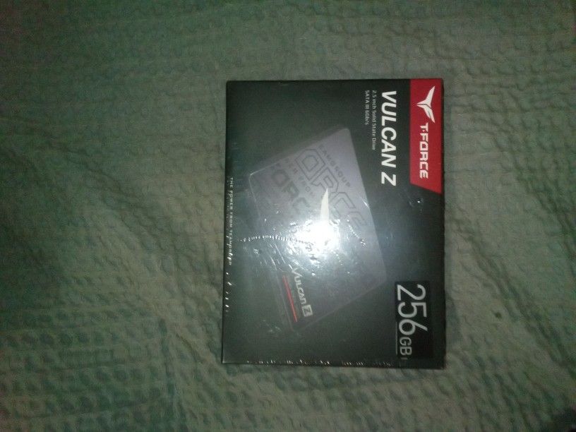 256 GB Vulcan Z Computer Drive