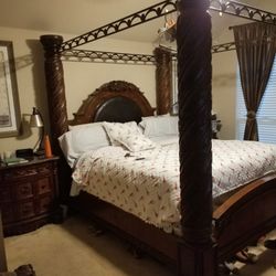 Ashley's North Shore Canopy Bed