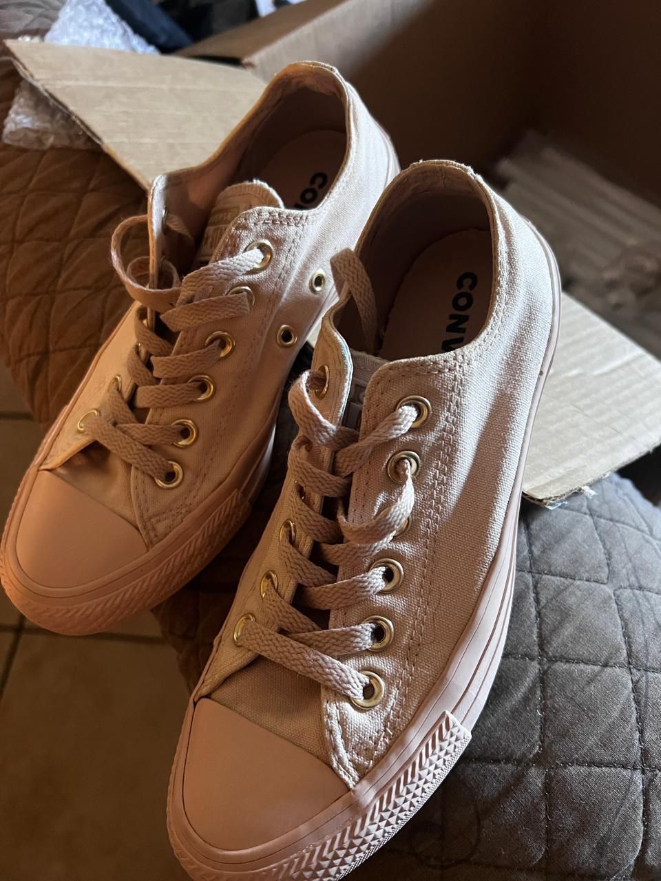 Converse 