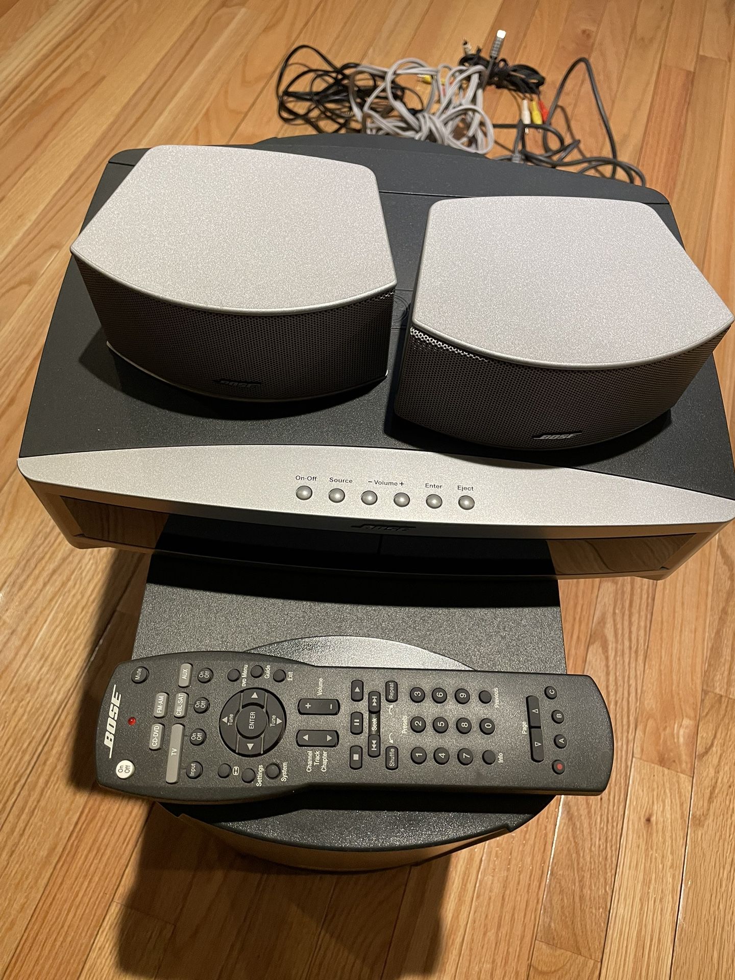 Bose 321 Speaker Dvd Player System!