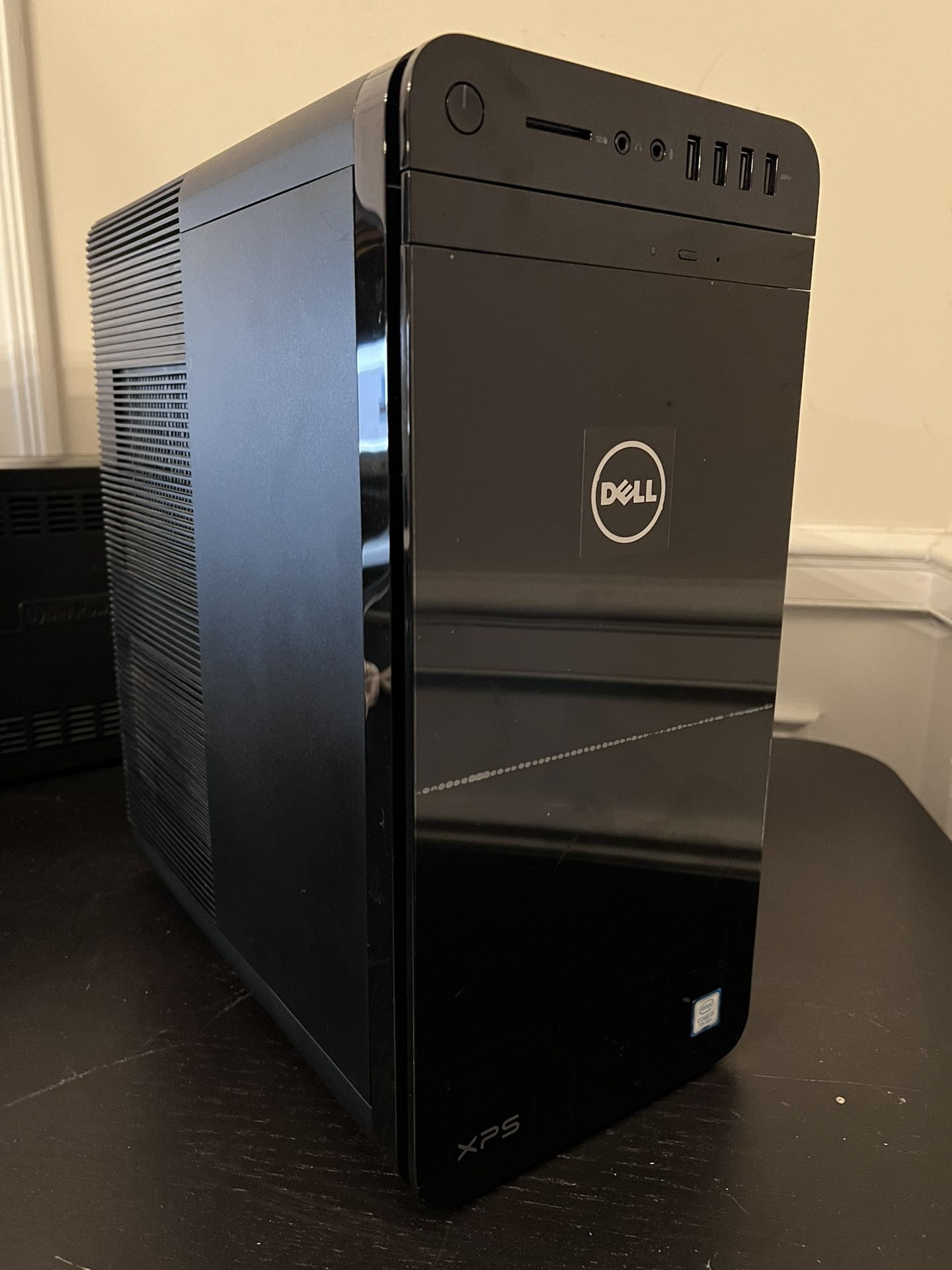 Dell XPS 8920 1TB HDD + 240GB SSD Intel Core i7 24GB RAM RX480 8GB GPU Desktop