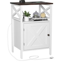 End Table with Charging Station, Side R(38)