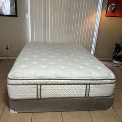 QUEEN SIZE SET KLUFT & CO BY AIRELOOM 