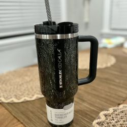 Stanley X CALIA 40 oz Tumbler 