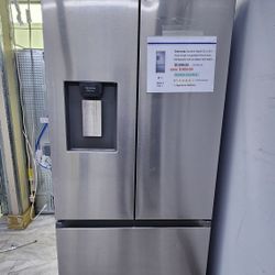 SAMSUNG STANDARD DEPTH  3 SMART  DOOR REFRIGERATOR WITH  ICE MAKER 1 YEAR WARRANTY/1 AÑO DE GARANTIA POR ESCRITO 