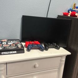 PS4 And Monitor!!!!