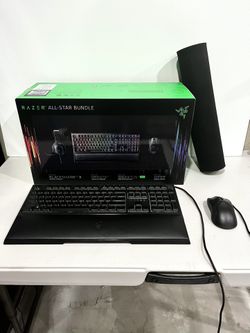 Razer All-Star Gaming Bundle W/ Headset, Mouse, Keyboard & Mousepad