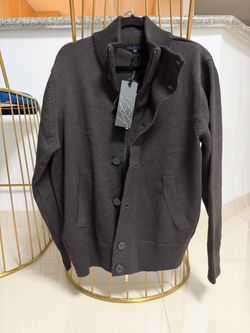 Enzo Matovani men’s wool zip up sweater