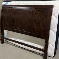 Queen Bed -mattress -spring box- Headboard 