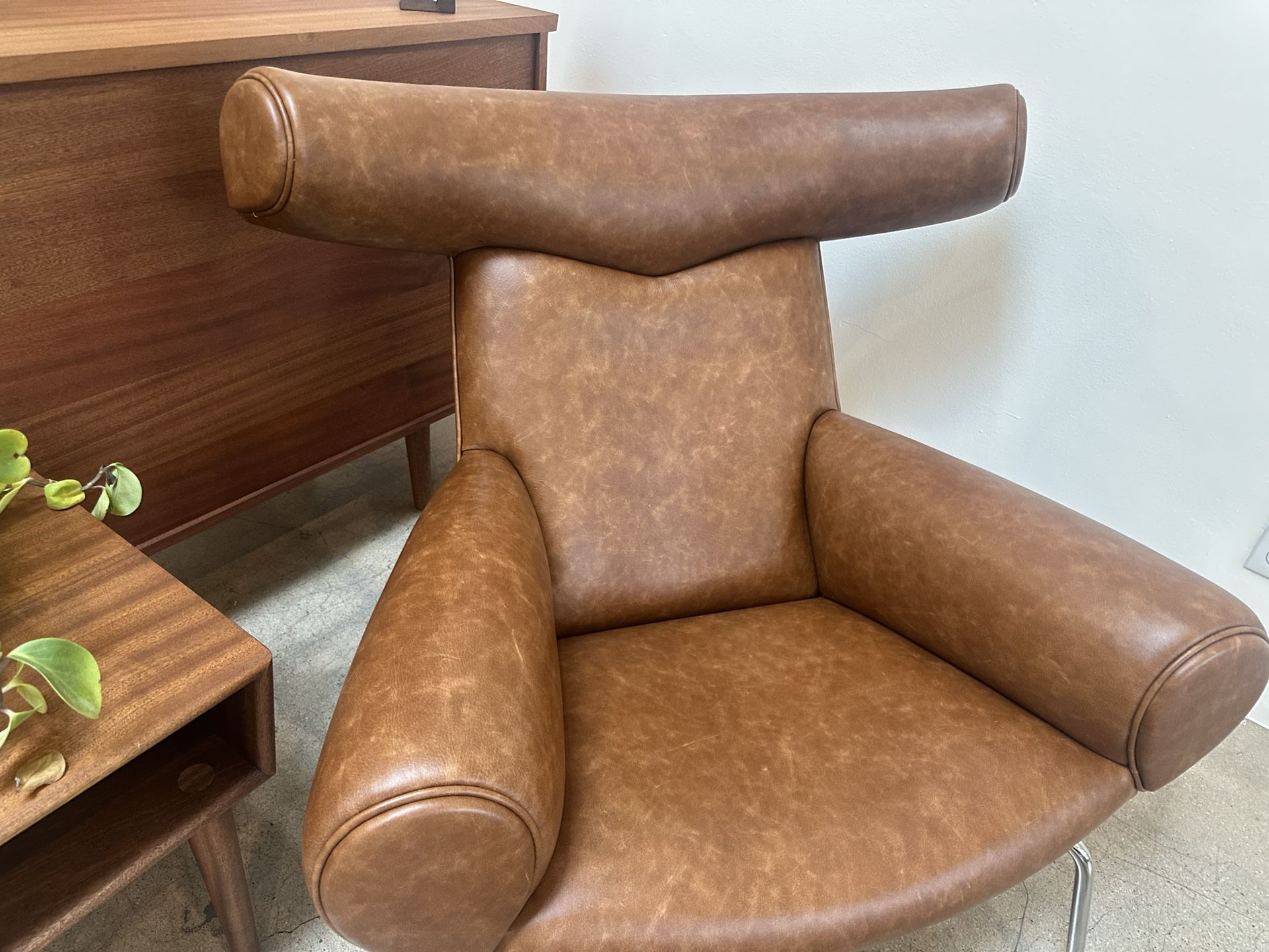 Mid Century Lounge Chair And Ottoman From Modernica