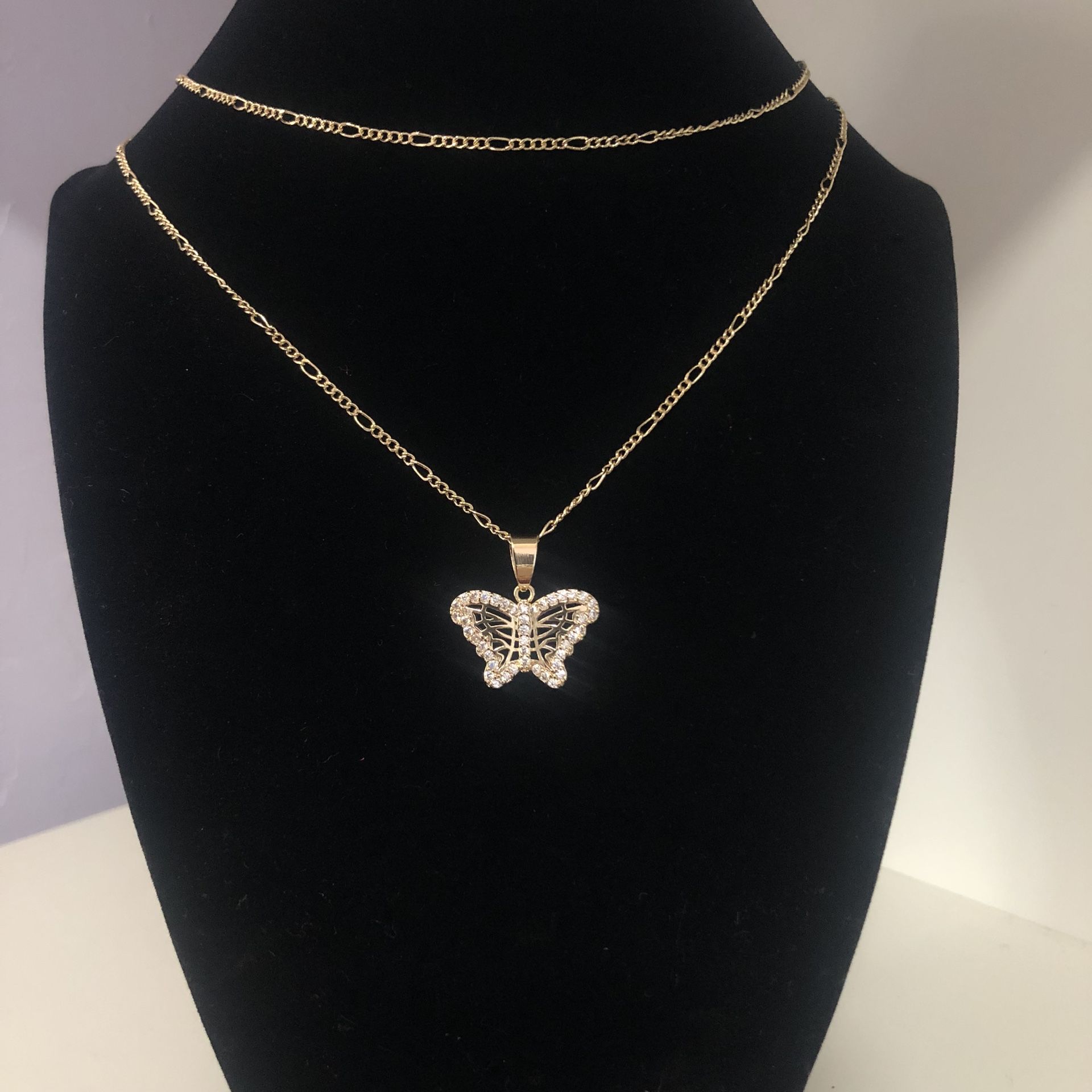 Gold Plated Butterfly Necklace 🦋 | Cadena Laminada De Oro De Mariposa