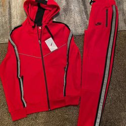 Men Sweatsuits Size Small Large Xl 