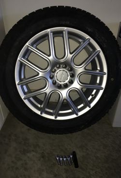 Regular sized spare tire. Size 235 /55 R18 with lugs lock included. (Falken tire) spare was never use.Pick Up Only.