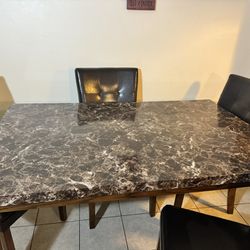 Dining Room Table 