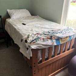Real Wood Twin Bed: Sturdy And Vintage