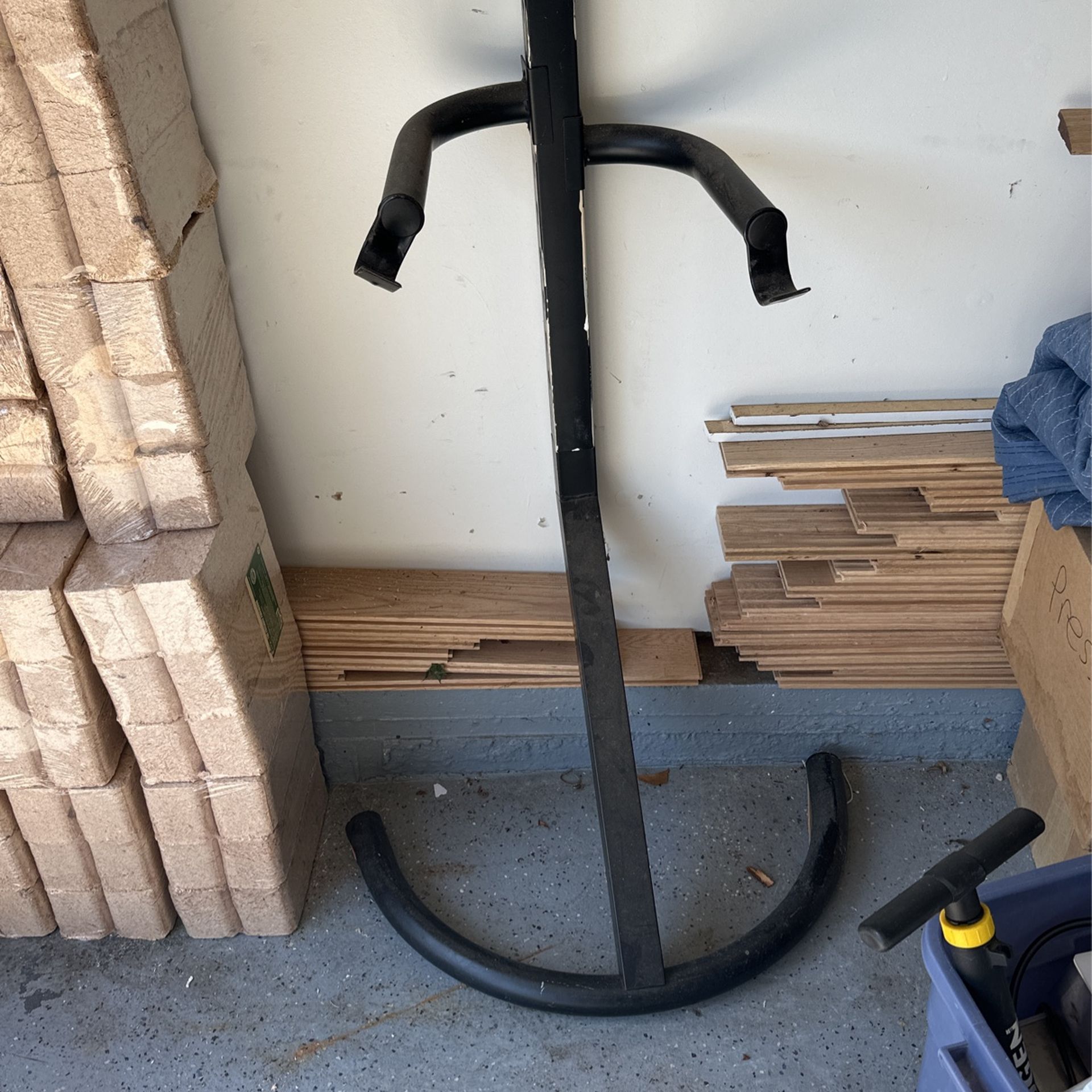 Bicycle bike rack