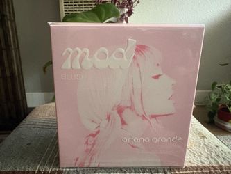 Ariana Grande Mod
