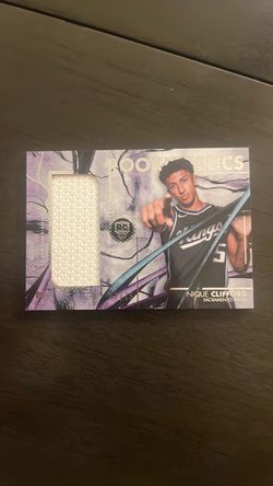 Nique Clifford Rookie Relics Patch Card /15